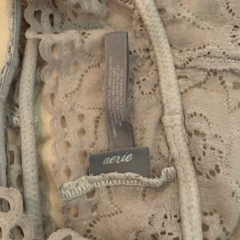 Aerie Grey Lacy Bralette Lightweight V-Neck Front and Back Size S/P